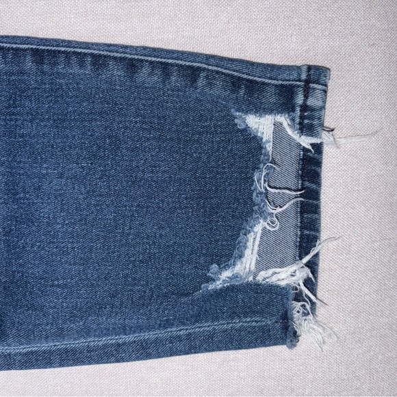 Express Women’s Dark Wash High Rise Jeans Raw-Hem Ankle - Picture 4 of 10